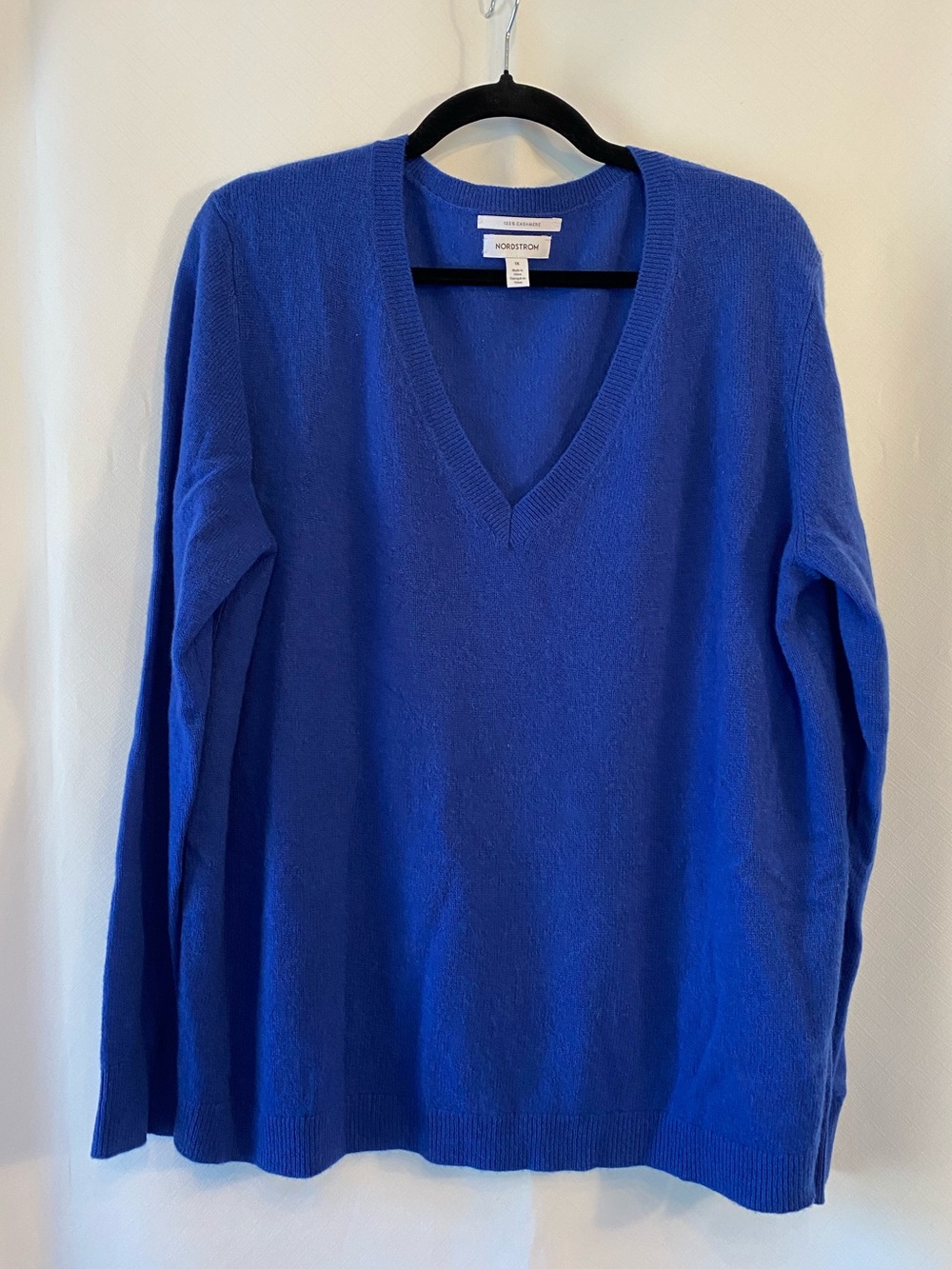 Nordstrom Women's Royal Blue V-Neck 100% Cashmere Sweater 1X Super Soft Colbalt